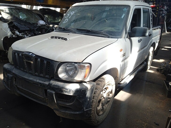 Mahindra PICK UP 2009 - 1 REPUESTO USADO/USADA EN DESARME